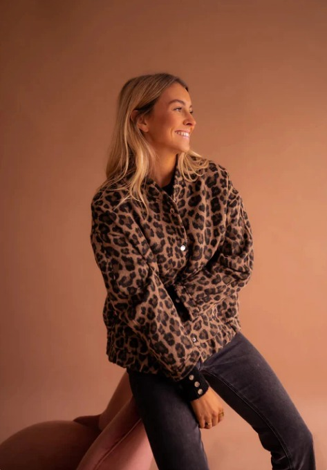 Élodie™ – Elegant Leopardmønstret Jakke